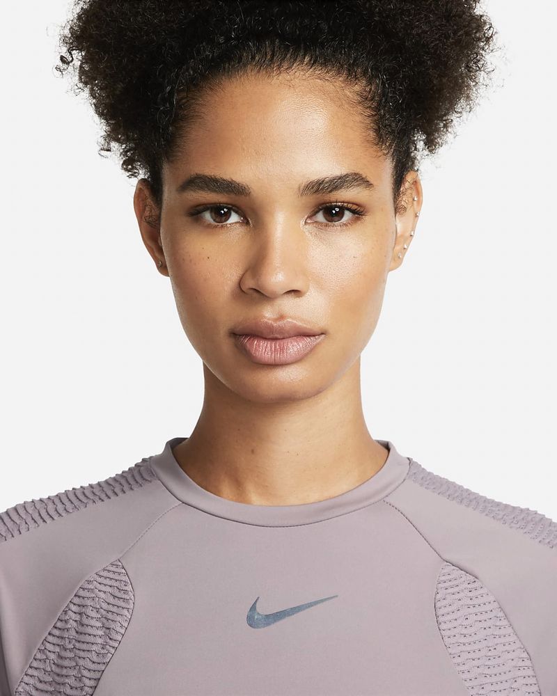 Nike Run Division Dry-FIT ADV Women's Short-Sleeve Top