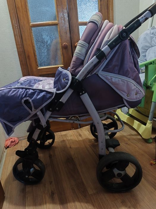 Коляска прогулочная