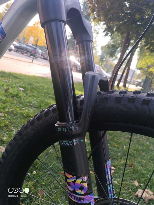 SPECIALIZED CUSTOM 2023 Enduro,DH,планинско колело MTB ,спускане