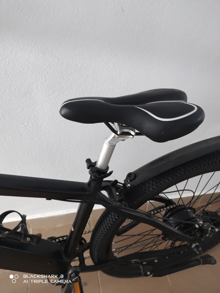 Vând bicicleta electrica telstar