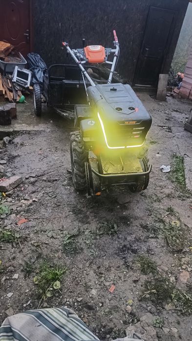 Vând motocultor Ruris 918 acc