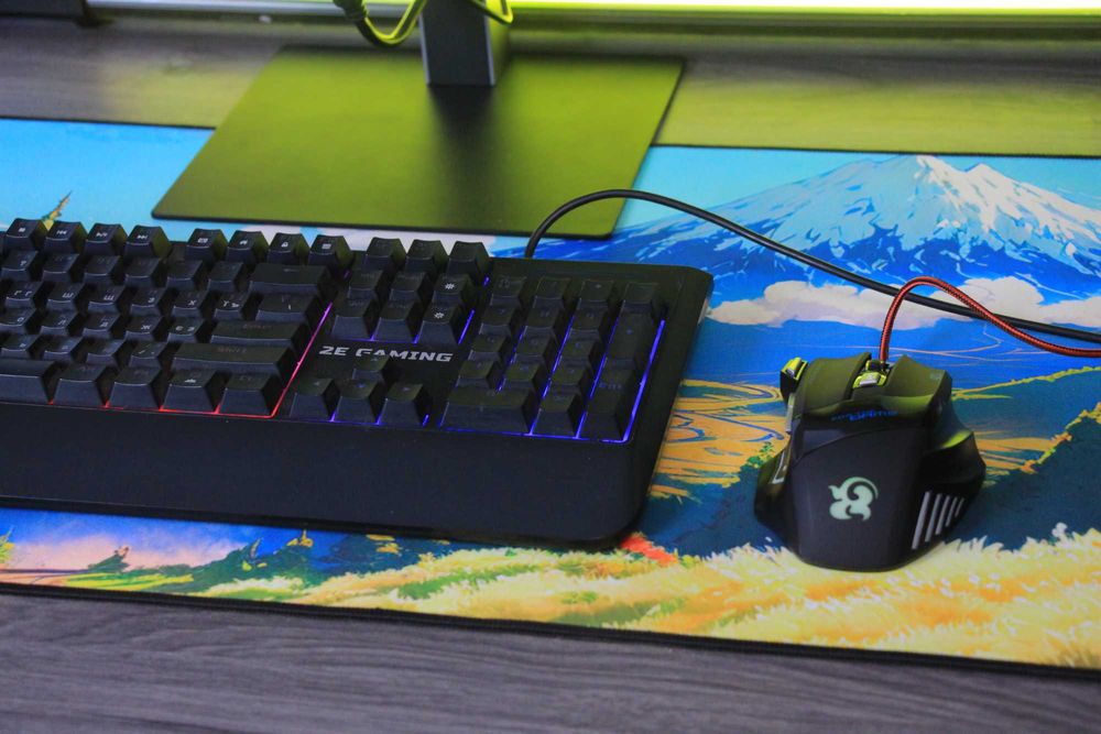 Katta o'yinlarni yuqori grafikada o'ynash uchun aval monitorli pc