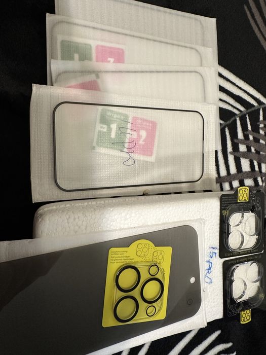 Huse iPhone 17 pro16pro 15 pro, folii sticlă, folii cameră sticlă