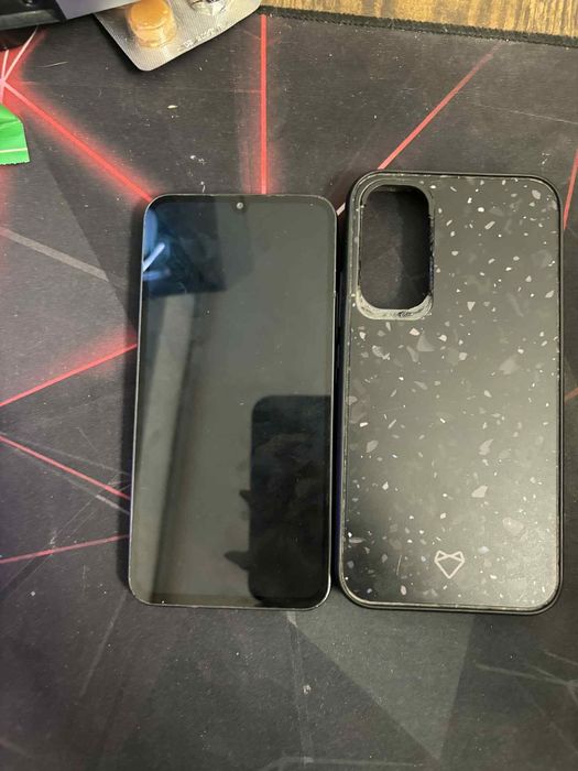 Продавам Samsung a34