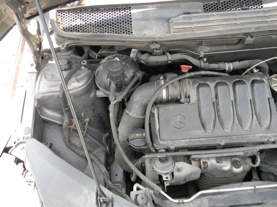 Dezmembrari  Mercedes-Benz B-CLASS (W245)  2005  > 2011 B 200 CDI (24