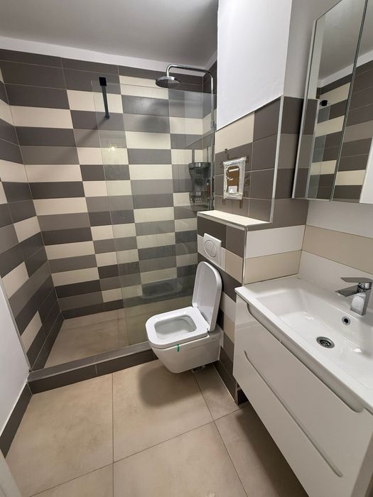 Garsoniera de inchiriat zona Titan sector 3