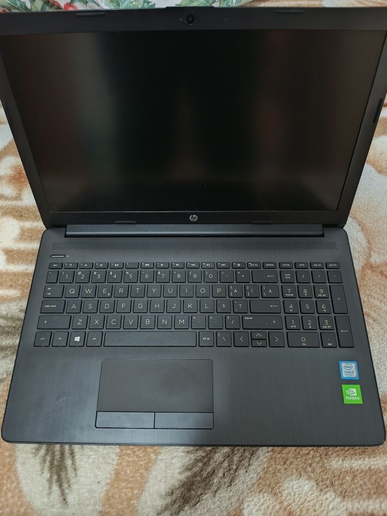 Laptop HP i5 generatia 8 cu video dedicat