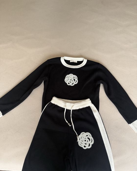 Комплект от 2 части