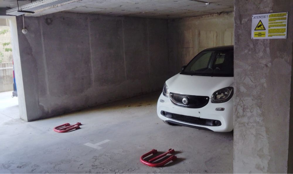 Inchiriez loc parcare subteran langa Metrou D.Leonida