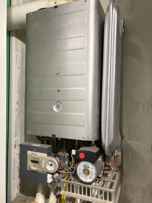 Продам запчасти на газовый котел Феролли б/у