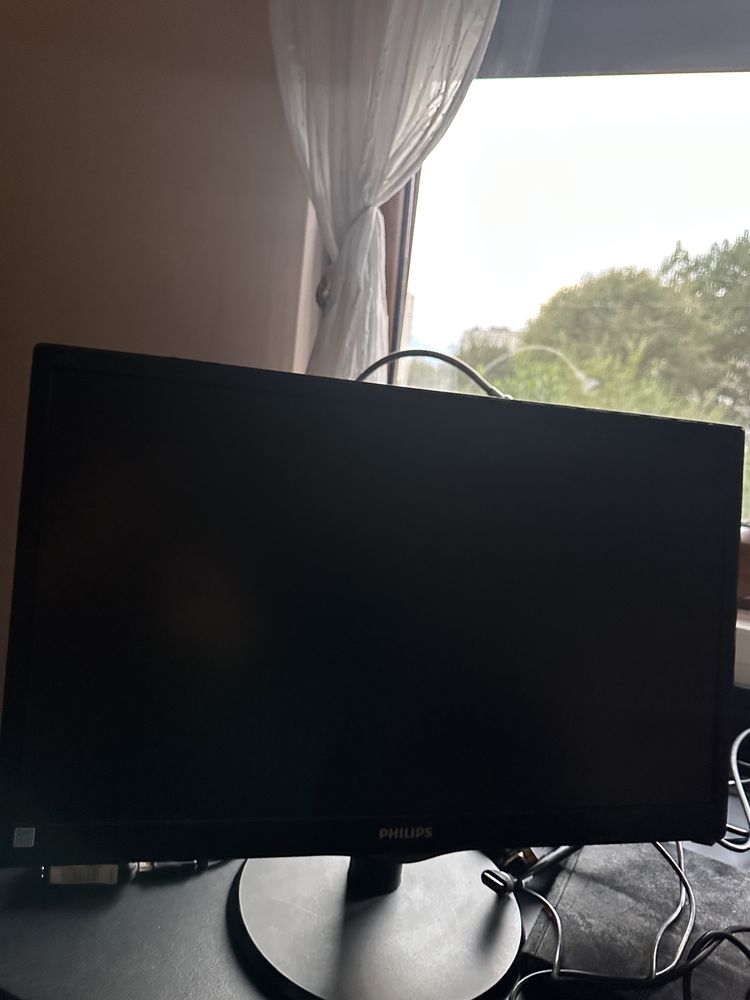 Монитор Philips 223V5LHSB, 21.5 inch