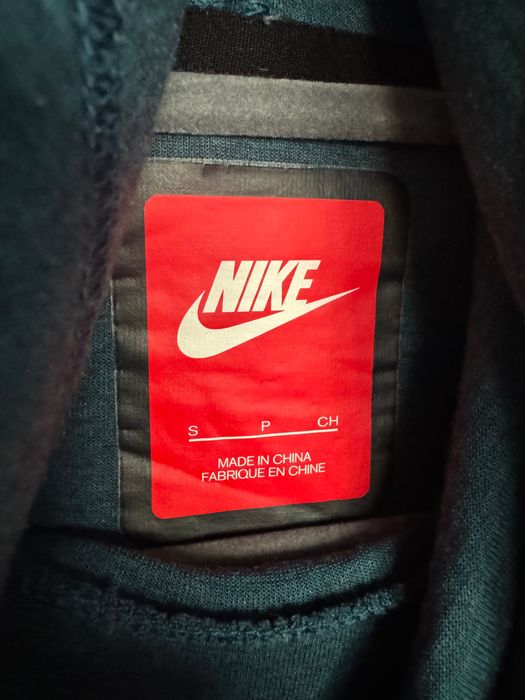 3 броя Nike Nsw Hoodie.