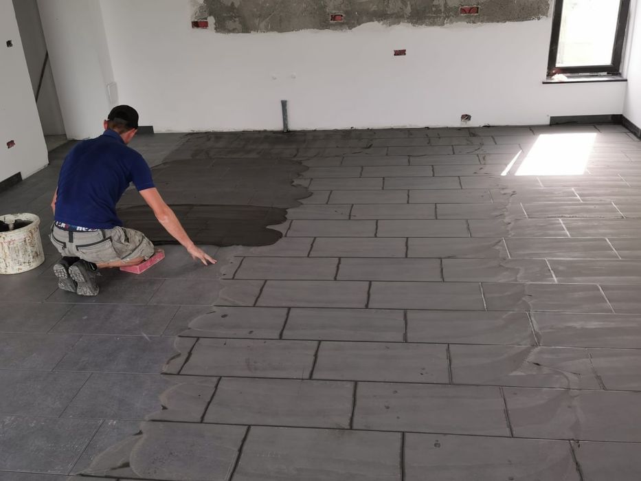 Gresie faianță la mp sau lucrare in suceava