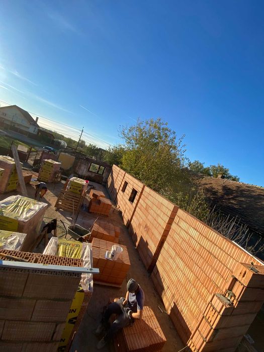 Firma de constructii {Constructii civile}