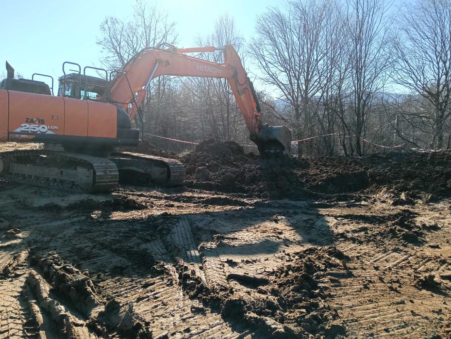 VAND excavator pe senile Hitachi ZX250LC