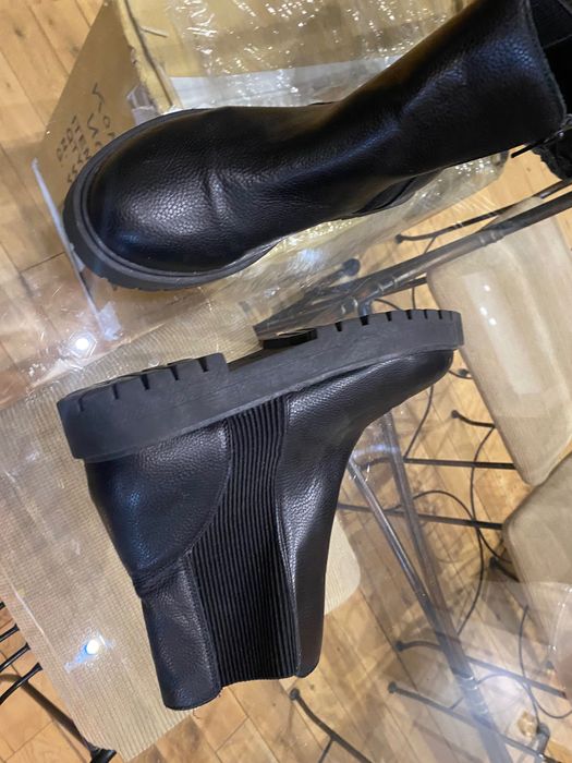 Дамски Боти, черни с цип, 38 номер