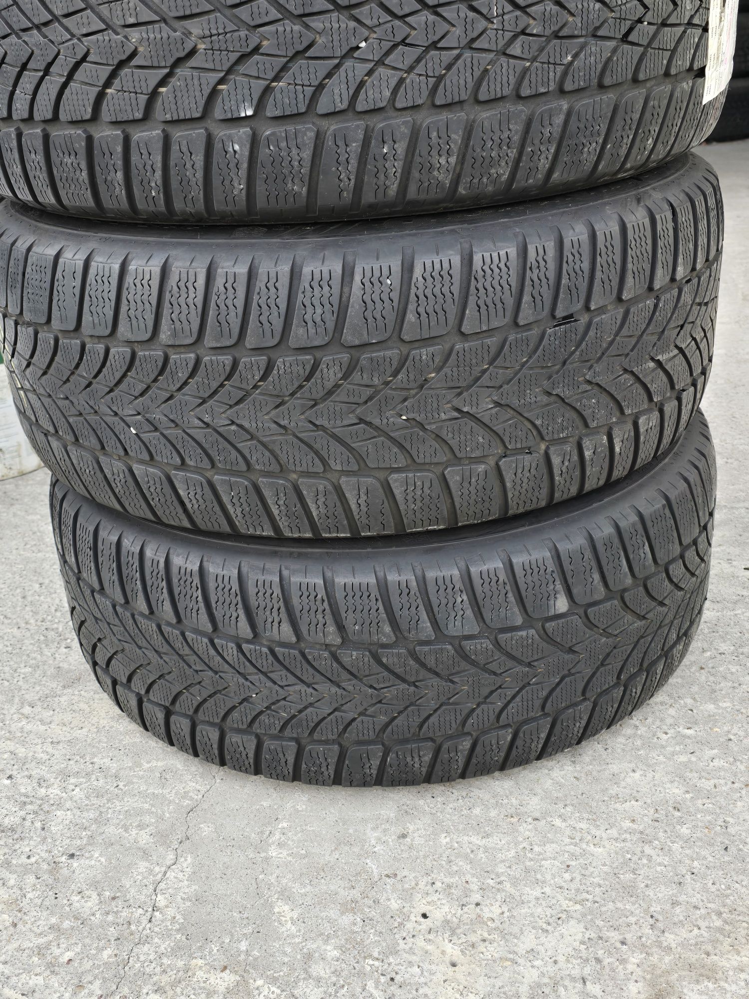4 Броя 225/55/17 Dunlop 2x5,8mm 2x5mm