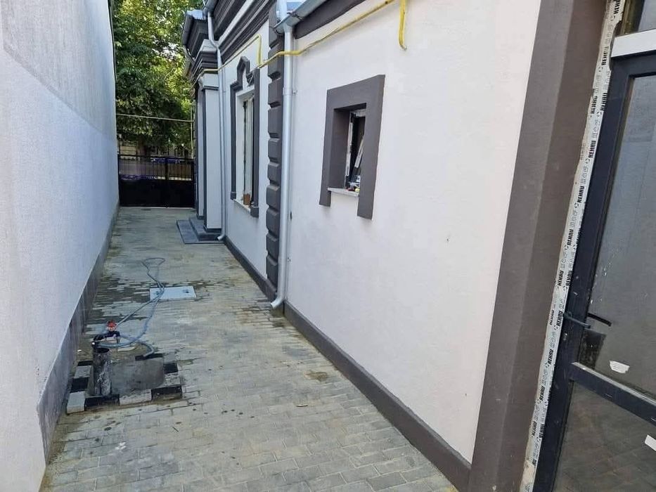 Casa B-dul Independentei vis-a-vis de Maternitate