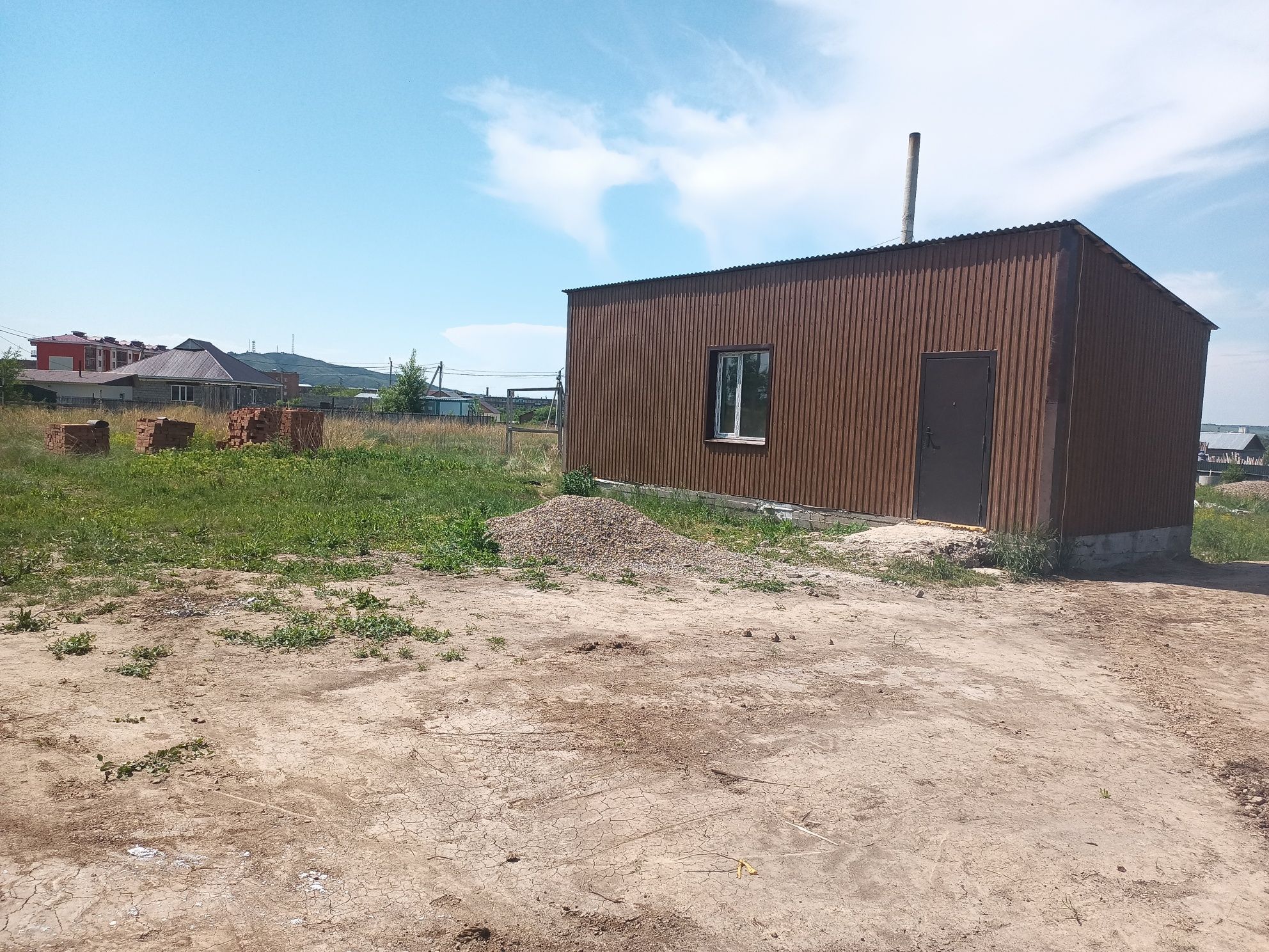 Продам дом из красного жженного кирпича