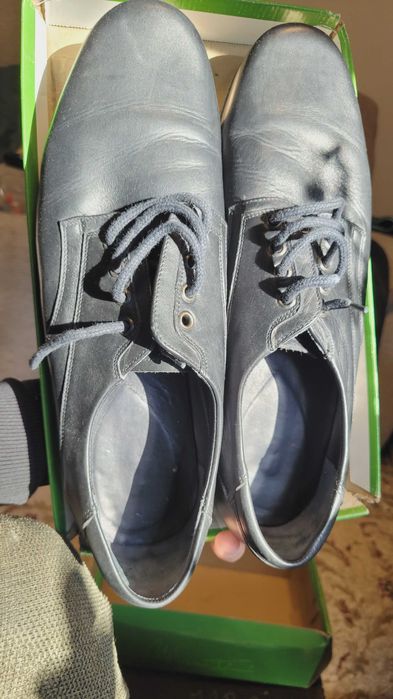 Pantofi de piele negri marimea 49 , interior 32 cm , curier gratuit