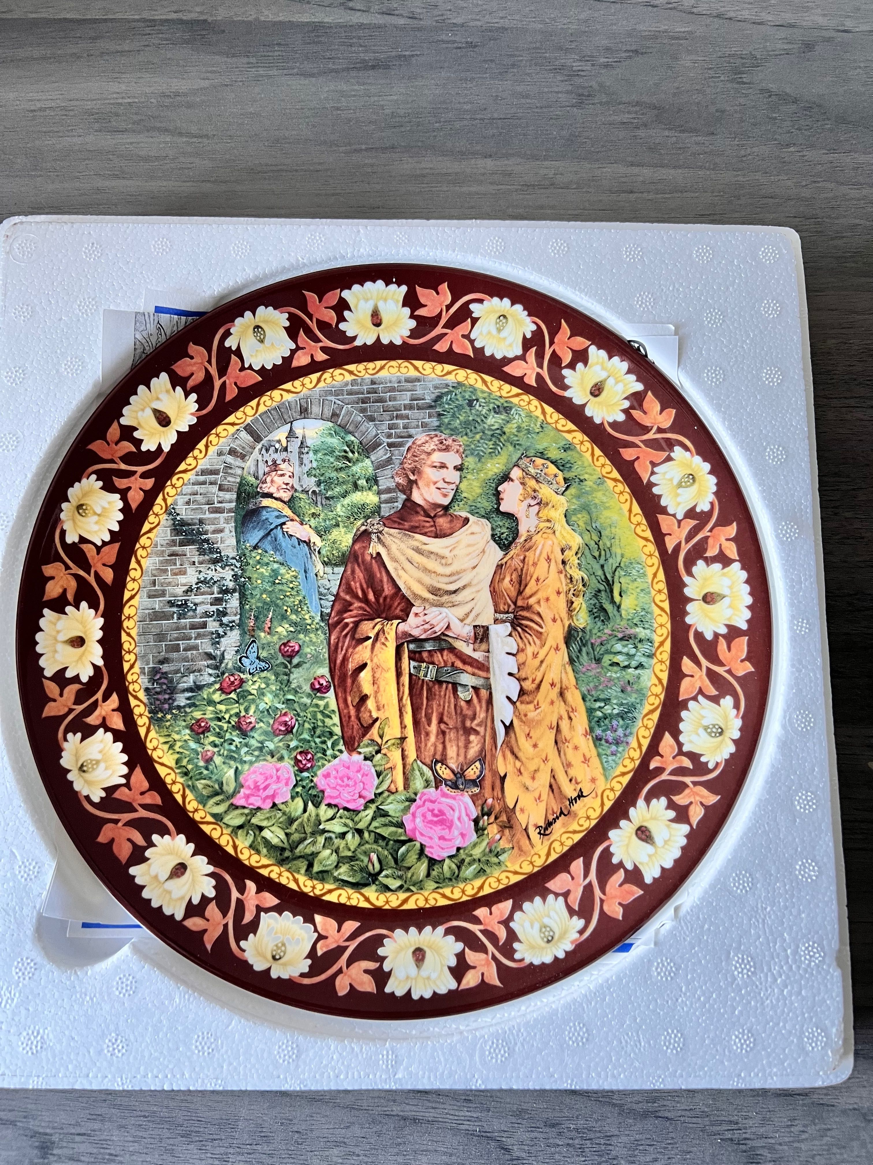 Wedgwood Декоративни чинии