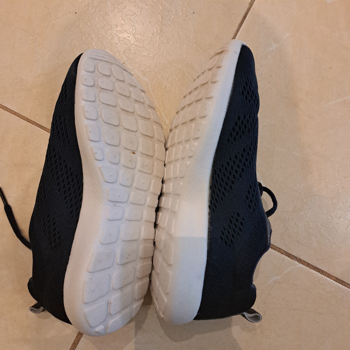 Маратонки и гуменки 33-34 номер