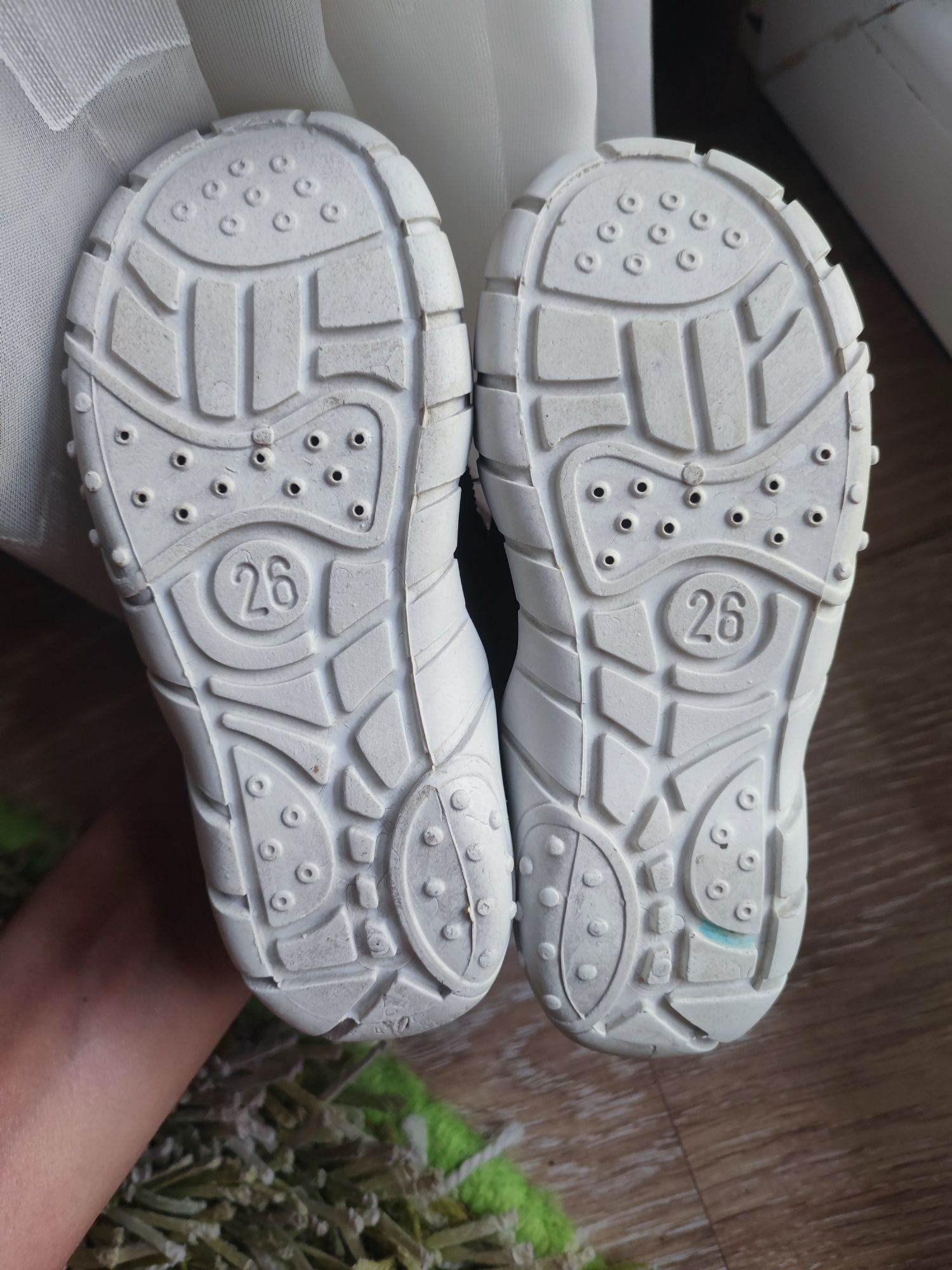 Детски маратонки Nike номер 26 - 15 лв.