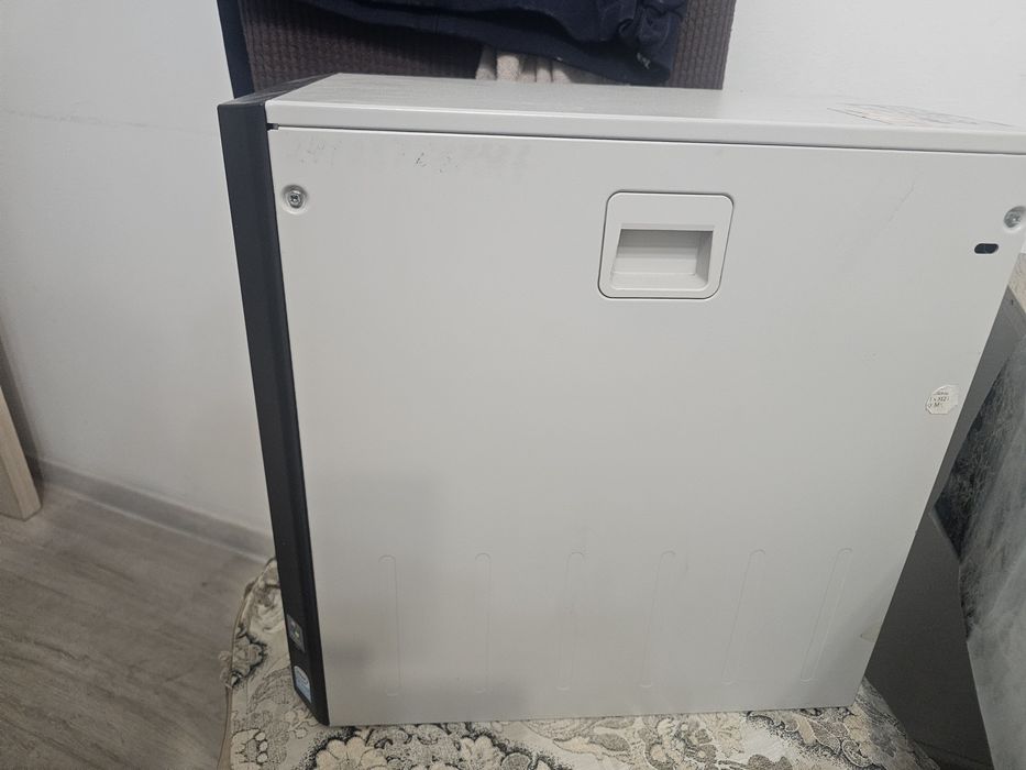 Компьютер Продается Fujitsu Siemens