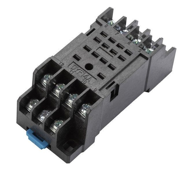 Реле регулатор за подемник