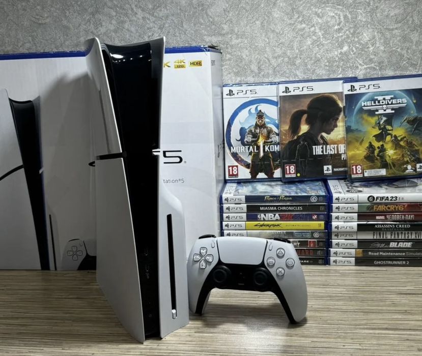 Play Station 5 slim
