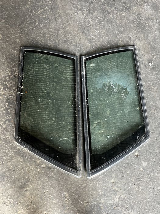 Пассат б3 б4 задний боковой стекло