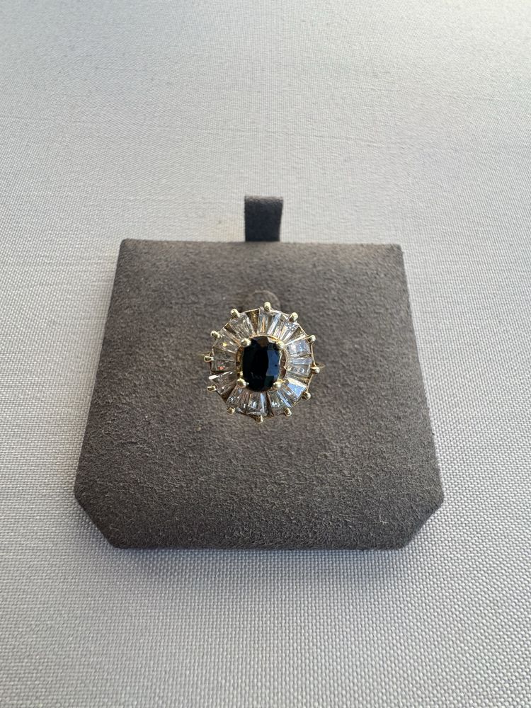 Inel din aur, safir si cubic zirconia