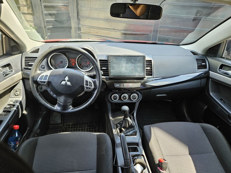 Vand mitsubishi lancer x 5000 euro negociabil