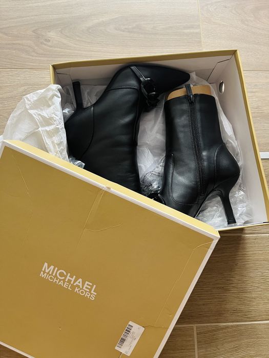 Кожени боти MICHAEL KORS нови