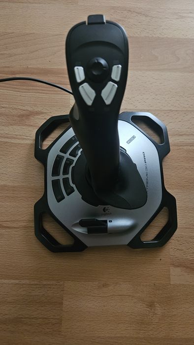 Vand Joystick Logitech Extreme 3D