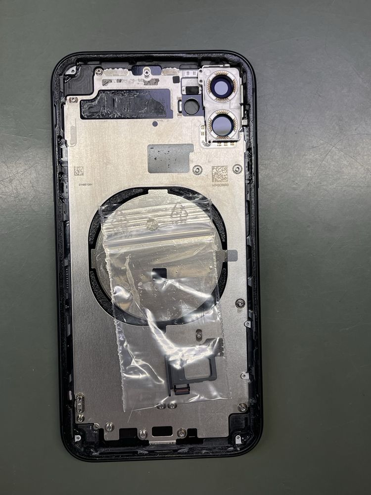 Carcasa originala iphone 11