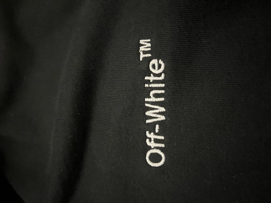 Off-White суичър