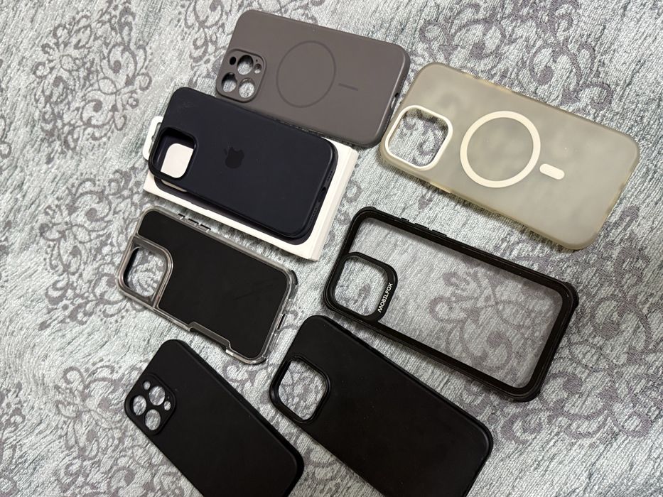 iPhone 16 Pro Max, 256gb, 100% sanatate cu 7 huse