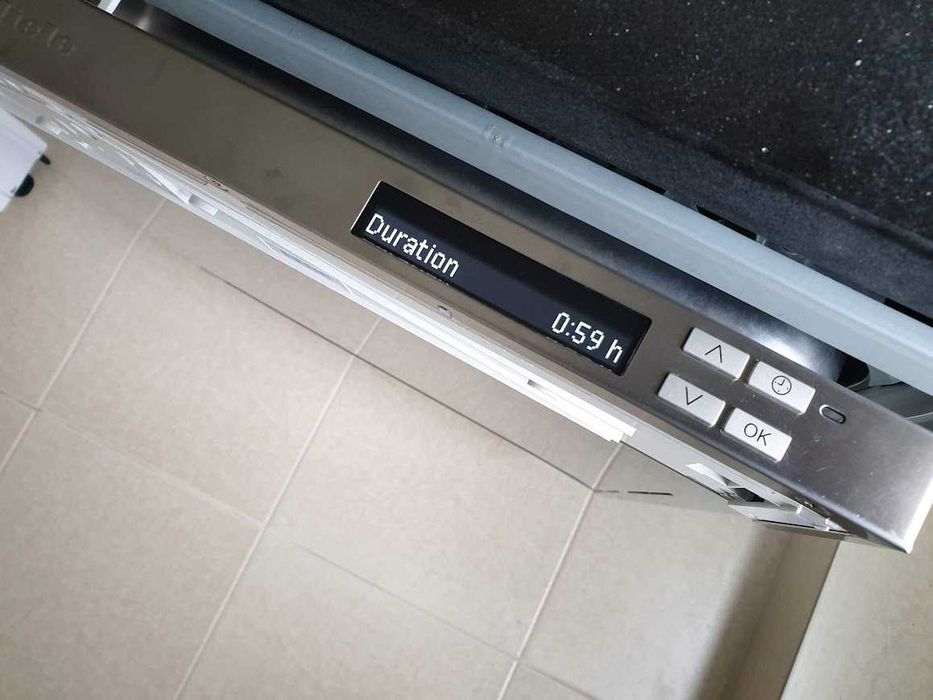 XXL Съдомиялна Miele - Auto Open - 14 Комплекта - Пълно Вграждане 60см