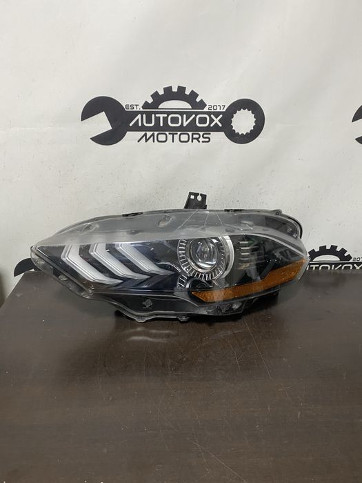 Far stanga full led Ford Mustang an 2018-2023