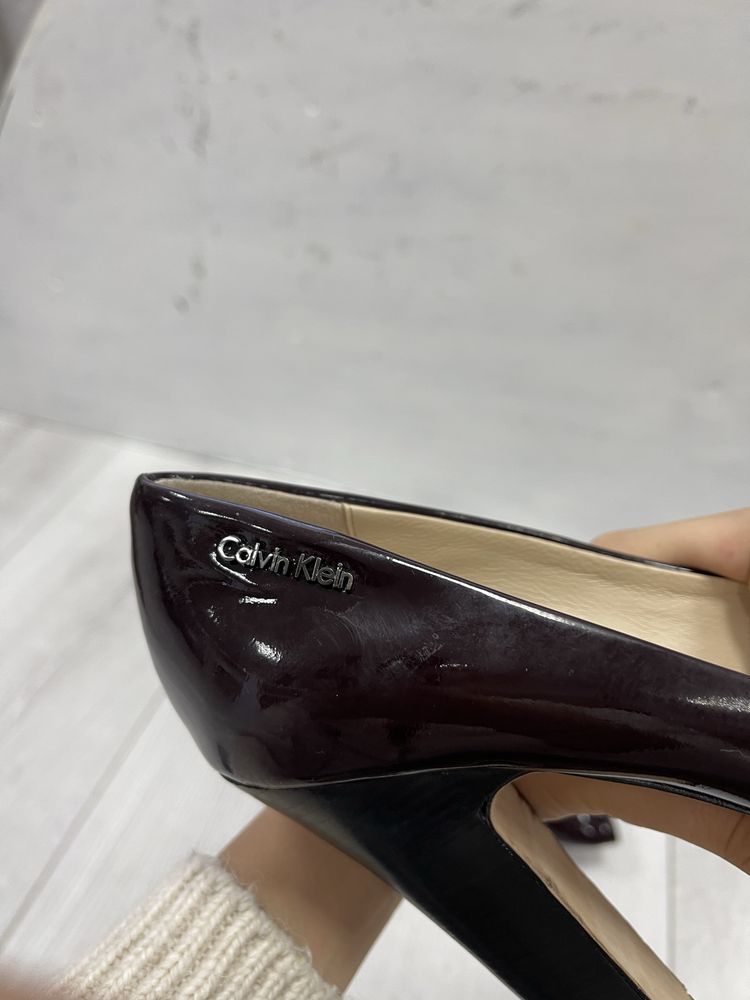 Токчета Calvin Klein
