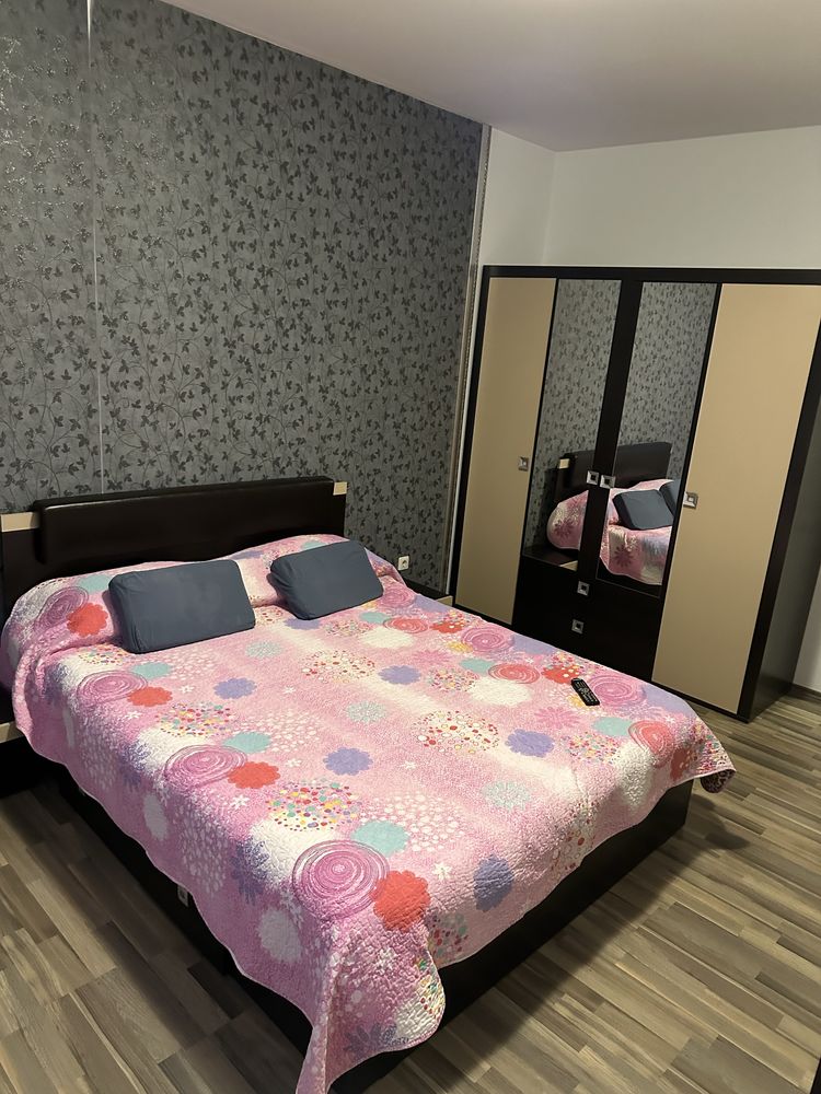 Vand apartament 2 camere, decomandat