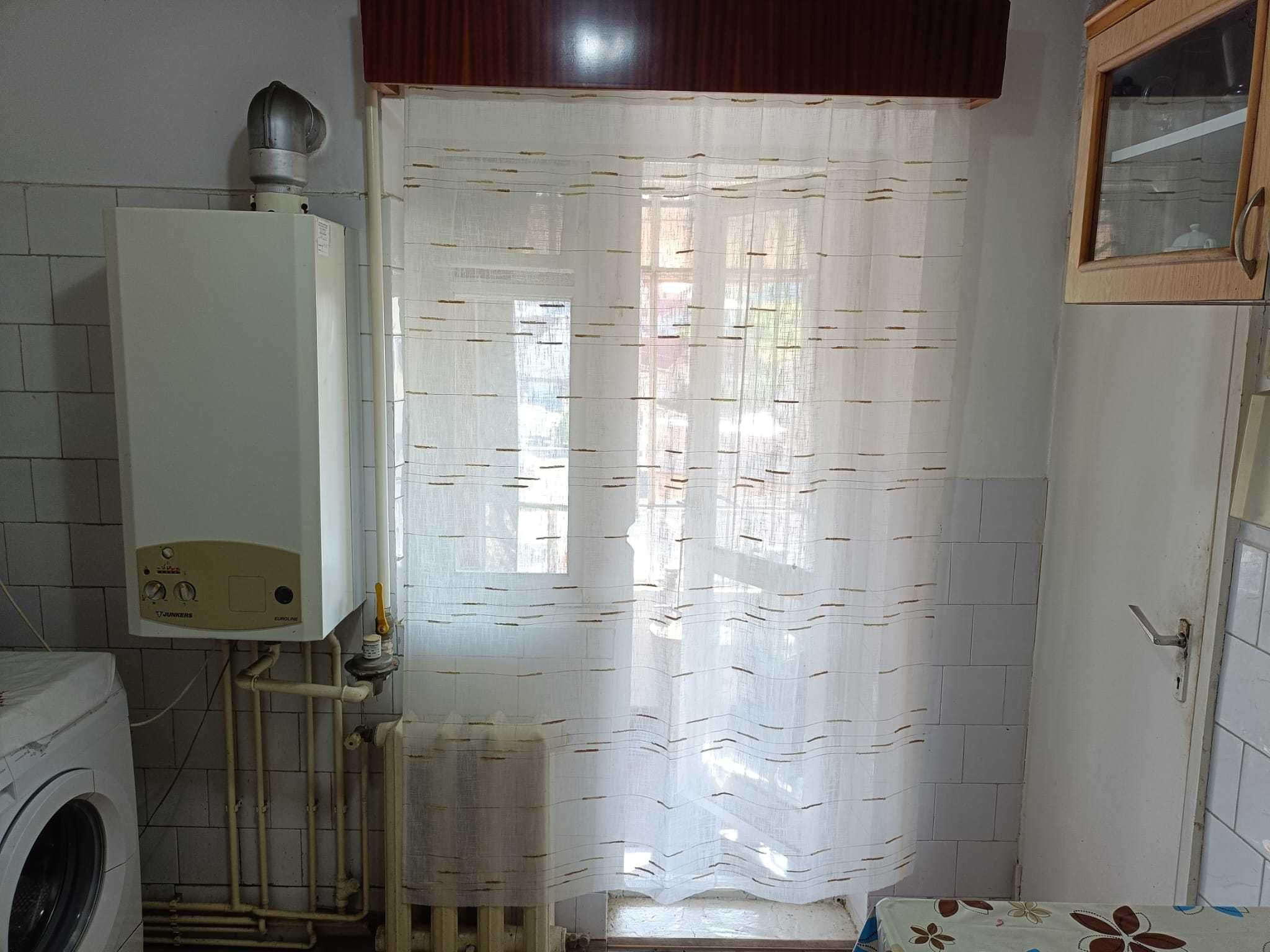 Apartament de vanzare Dej UM, doua camere decomandat