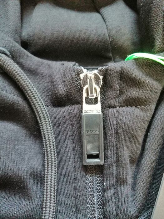 Hugo Boss мъжки спортен екип с качулка S