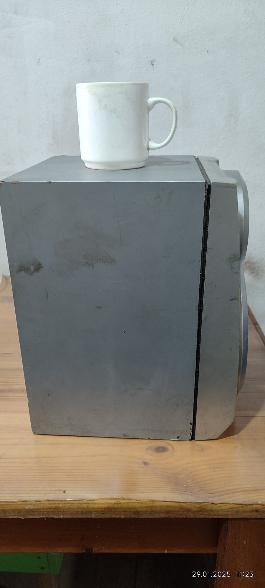 Продам сабвуфер 12 v