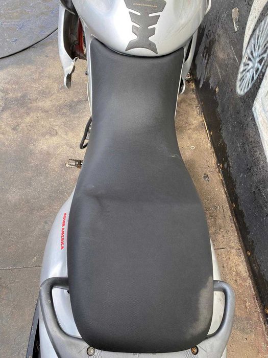 DEZMEMBREZ Aprilia Pegaso 650i Motor Far Carene Sa Parbriz Carburator