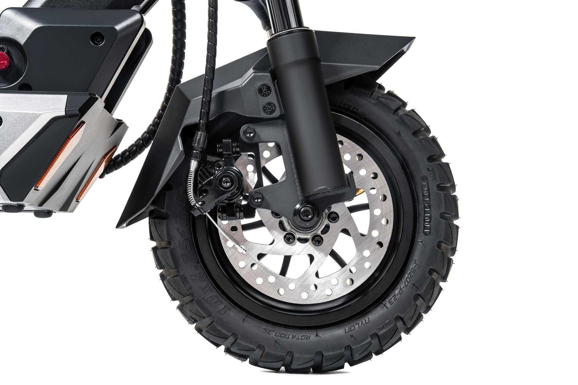 KUKIRIN M4 MAX 800W 18.2 Ah 70км 45 км/ч Електрическа тротинетка