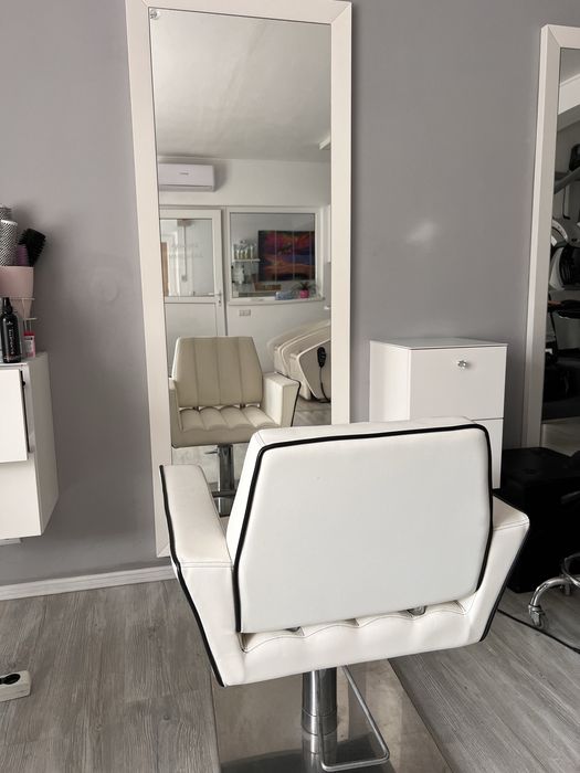 Scaun coafor calitate premium
