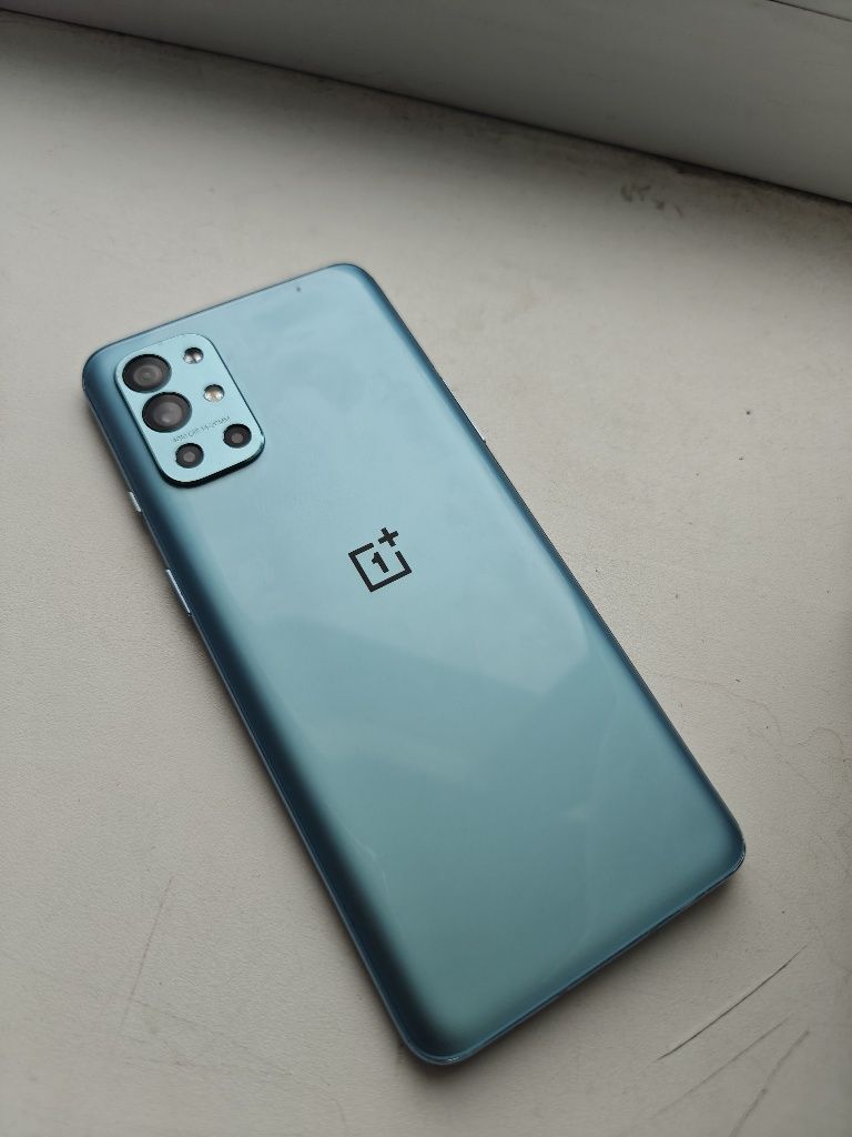 OnePlus 9R 8/256 Синий 100% аккум