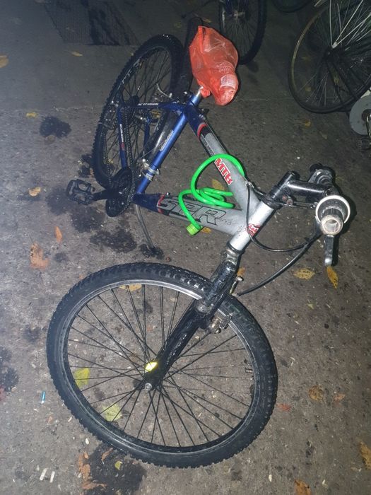 Vnd bicicleta în stare foarte buna